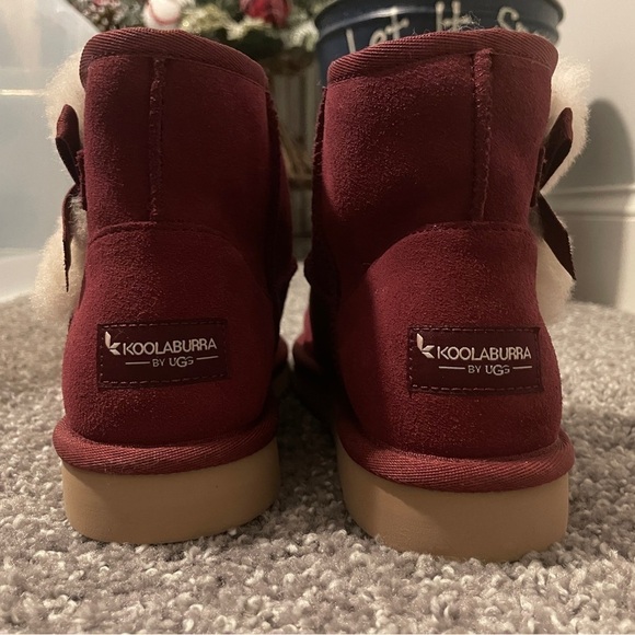 Koolaburra by UGG. Size 7. Cranberry color low boot. - Picture 3 of 7